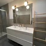 Le Cosy De La Dent Du - Classe 3 Etoiles - Hyper Centre Aix Les Bains *